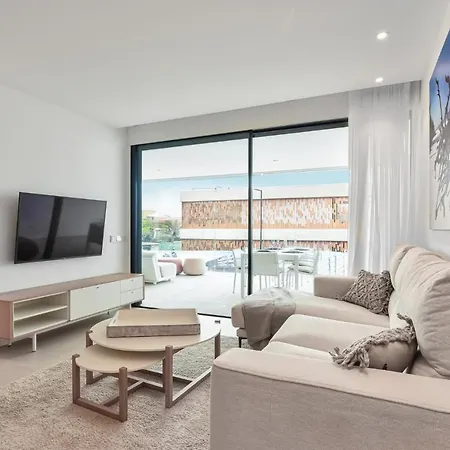 Infinity 0-2 Luxe Partial Sea View 2b * Arona (Tenerife)