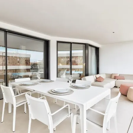 Infinity 0-2 Luxe Partial Sea View 2b أرونا